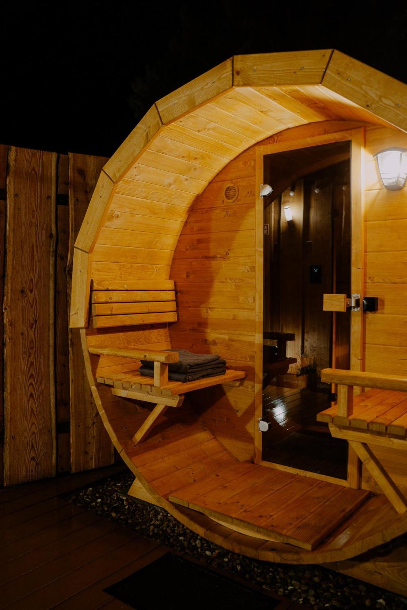 Holiday home Osada Pod Gwiazdami & - Premium Blisko Jeziora, Ogrodzony, Ognisko, Grill, Taras, Las, Kajaki, Plaza, Jeziora